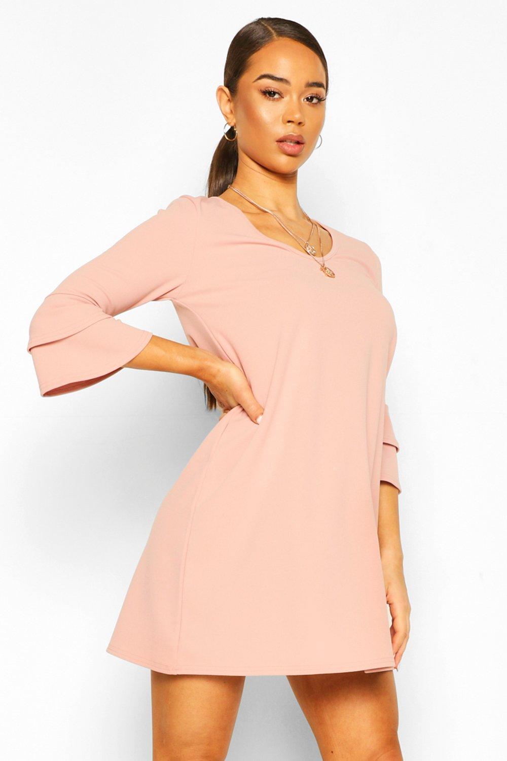 Flute sleeve outlet shift dress