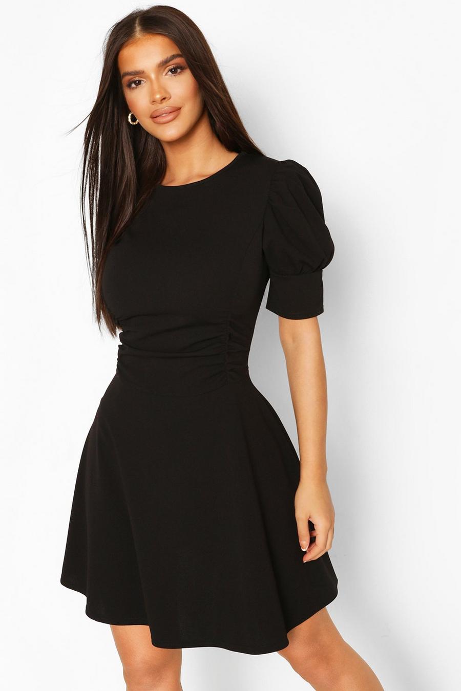שחור שמלת סקייטר עם שרוולים תפוחים בעיטור קפלים במותן image number 1