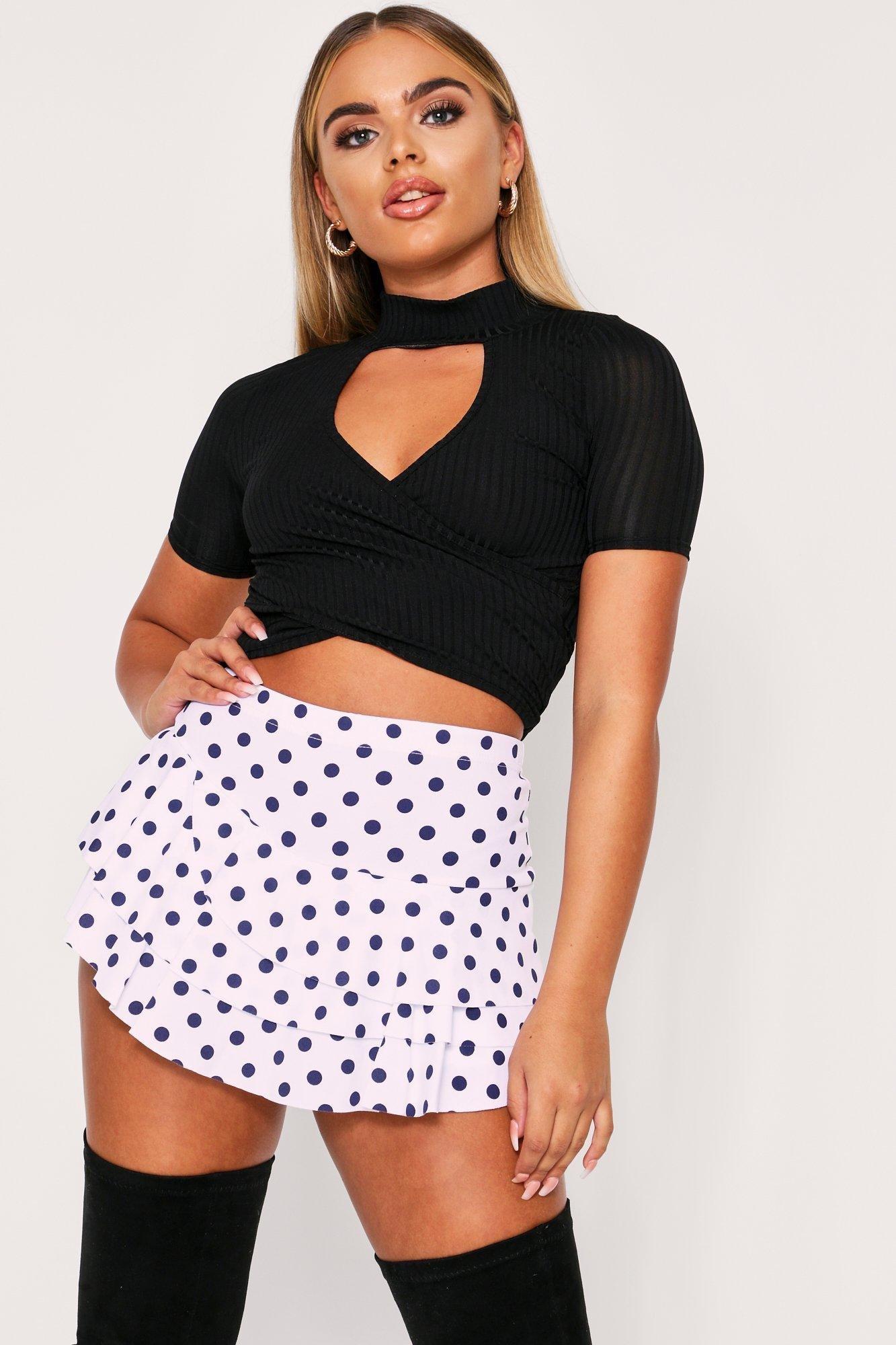 white skort boohoo