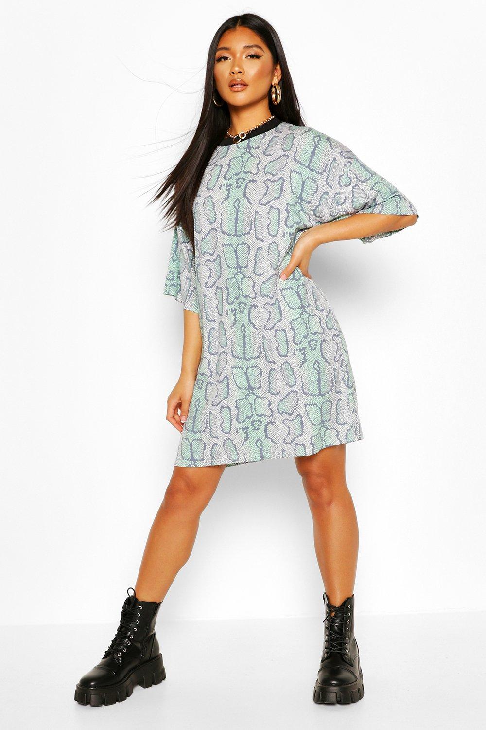 Snake print t hot sale shirt dress