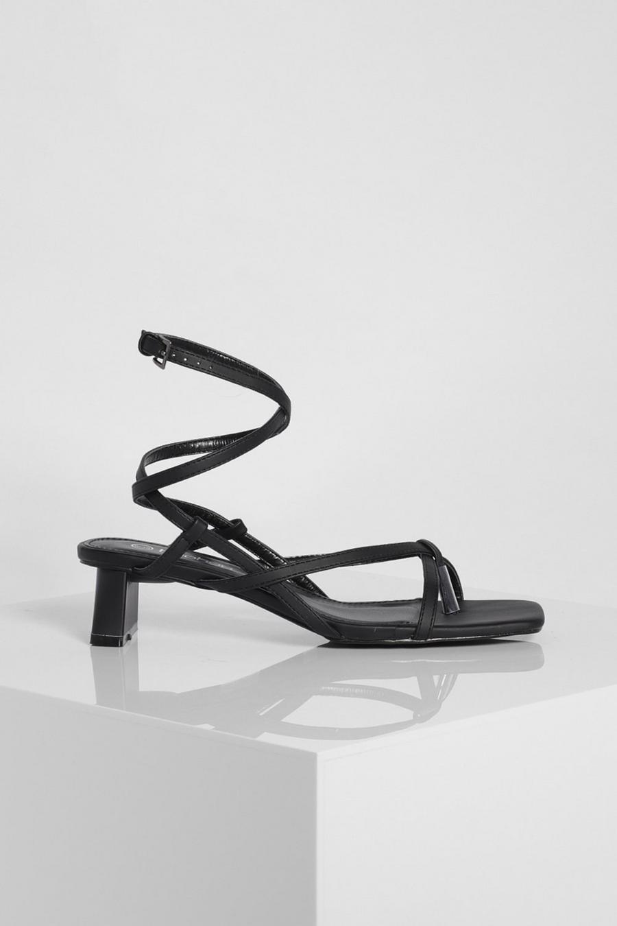 Black Strappy Toe Thong Low Heel Sandals image number 1
