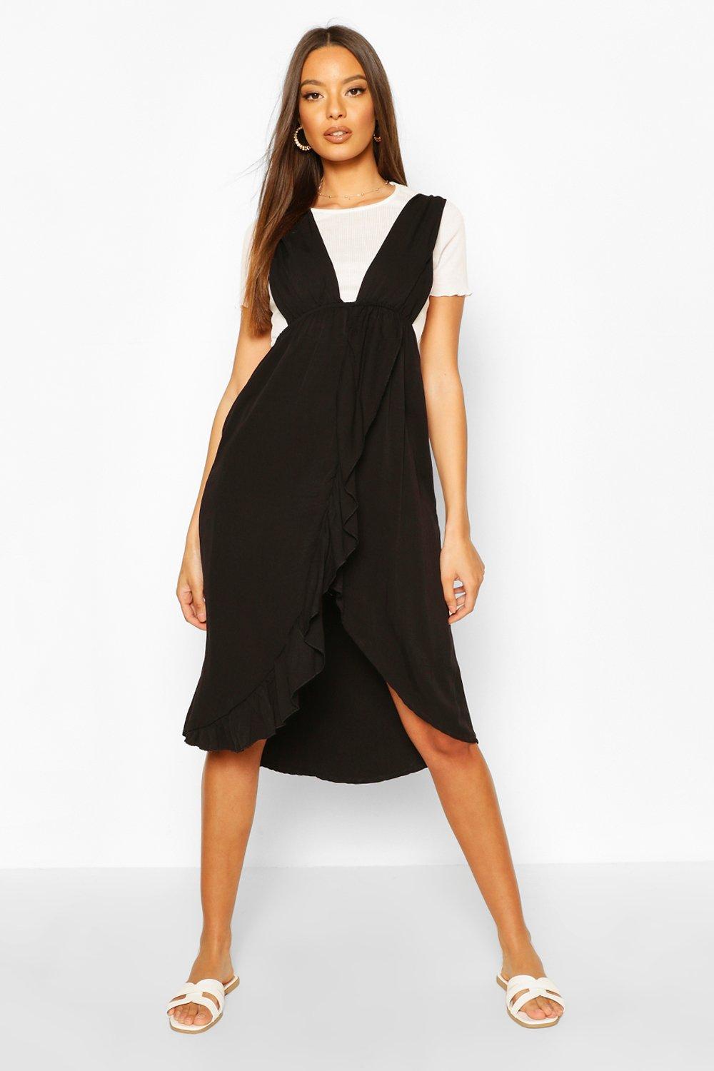 boohoo black pinafore