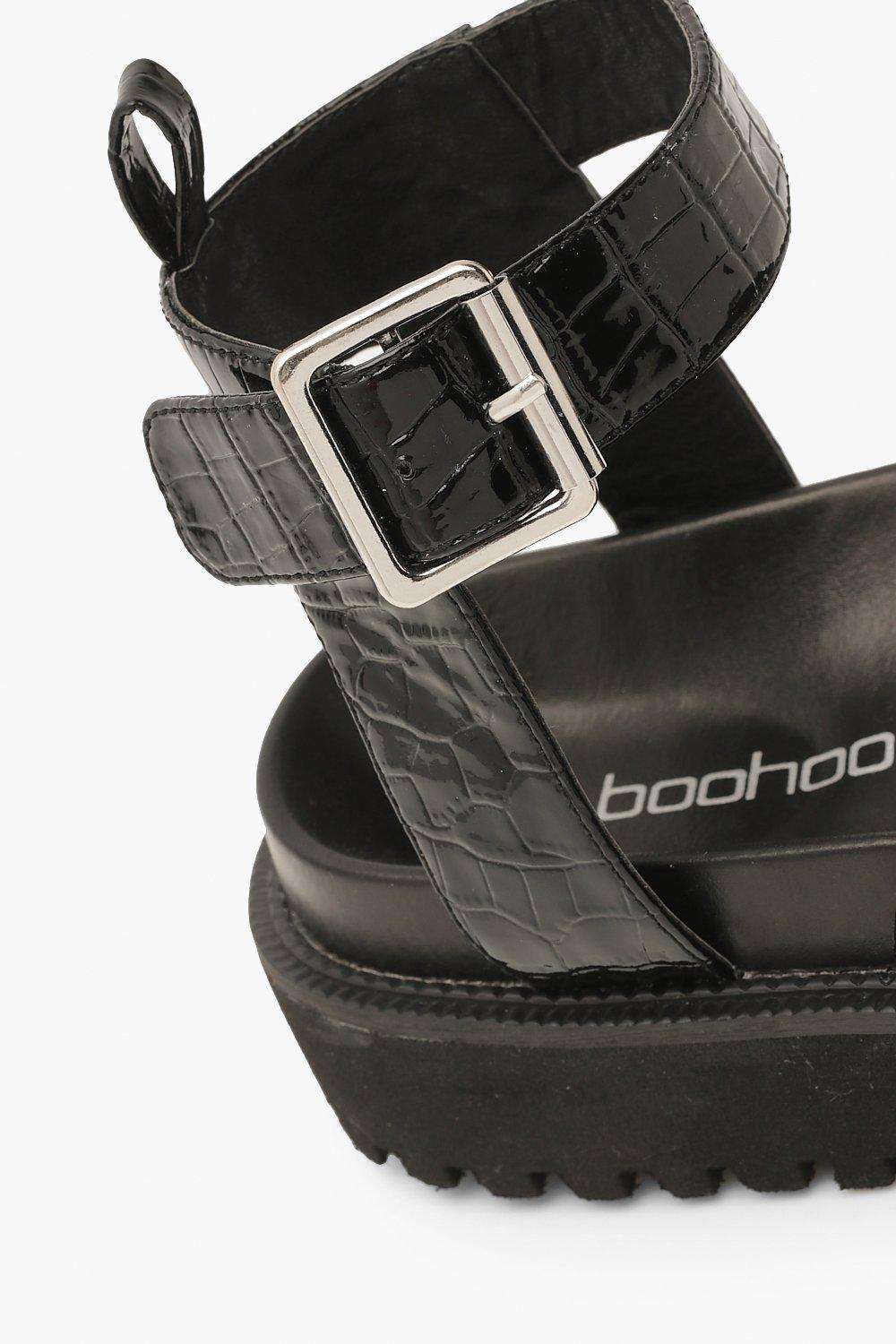 Black chunky sandals hotsell