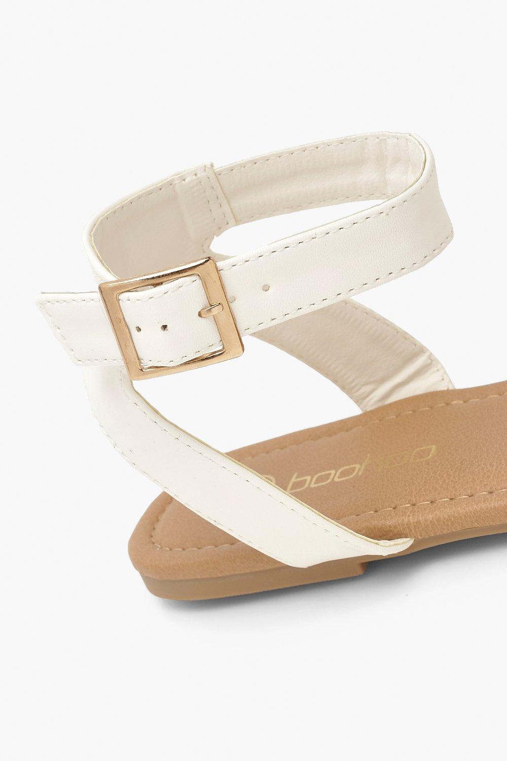 Boohoo wide fit sandals online