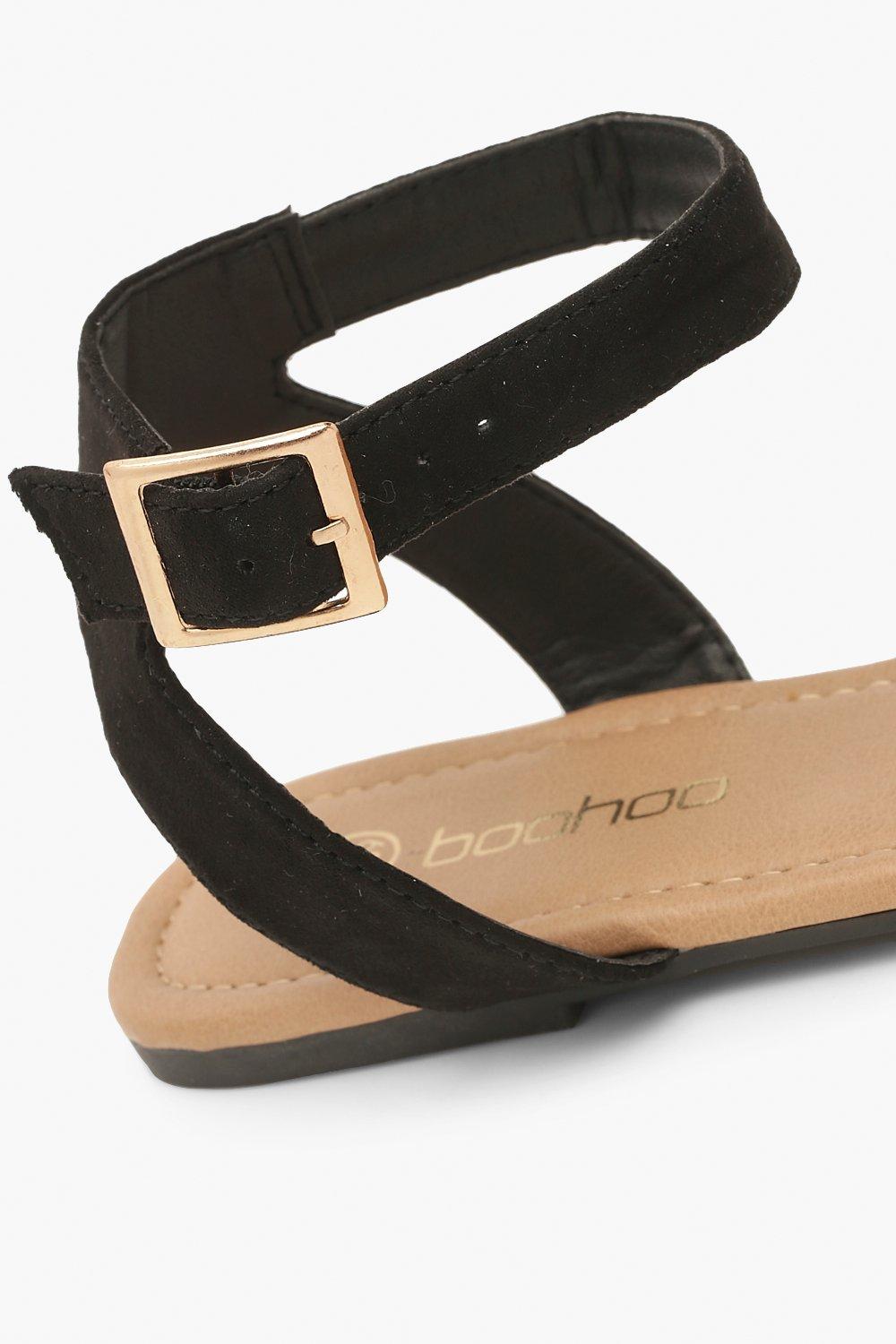 Boohoo best sale black sandals