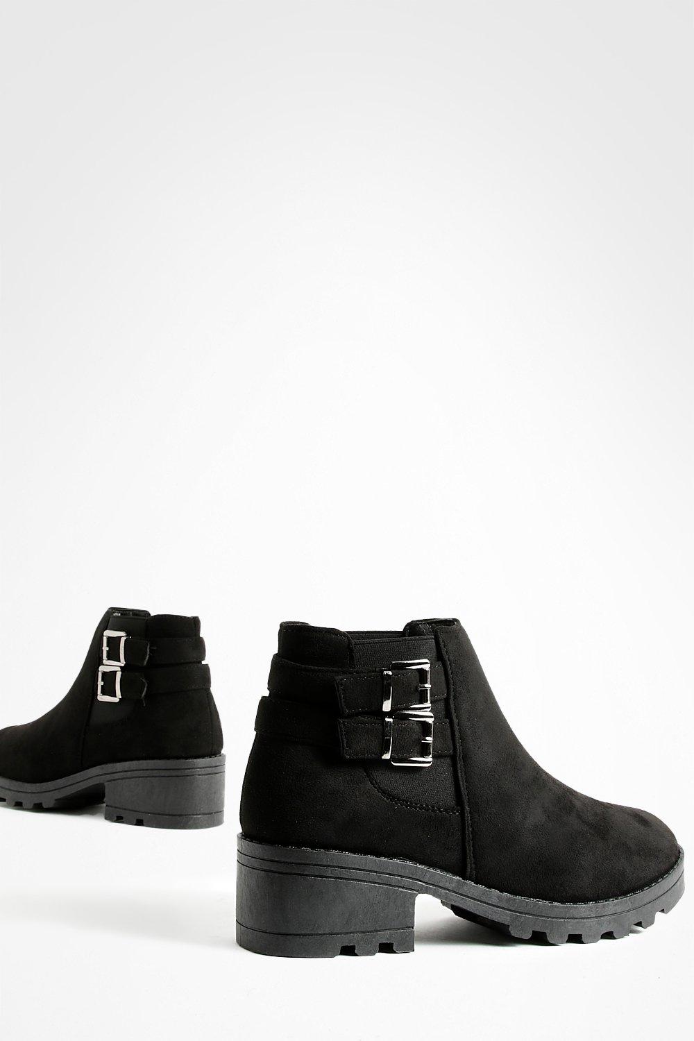 Boohoo store buckle boots