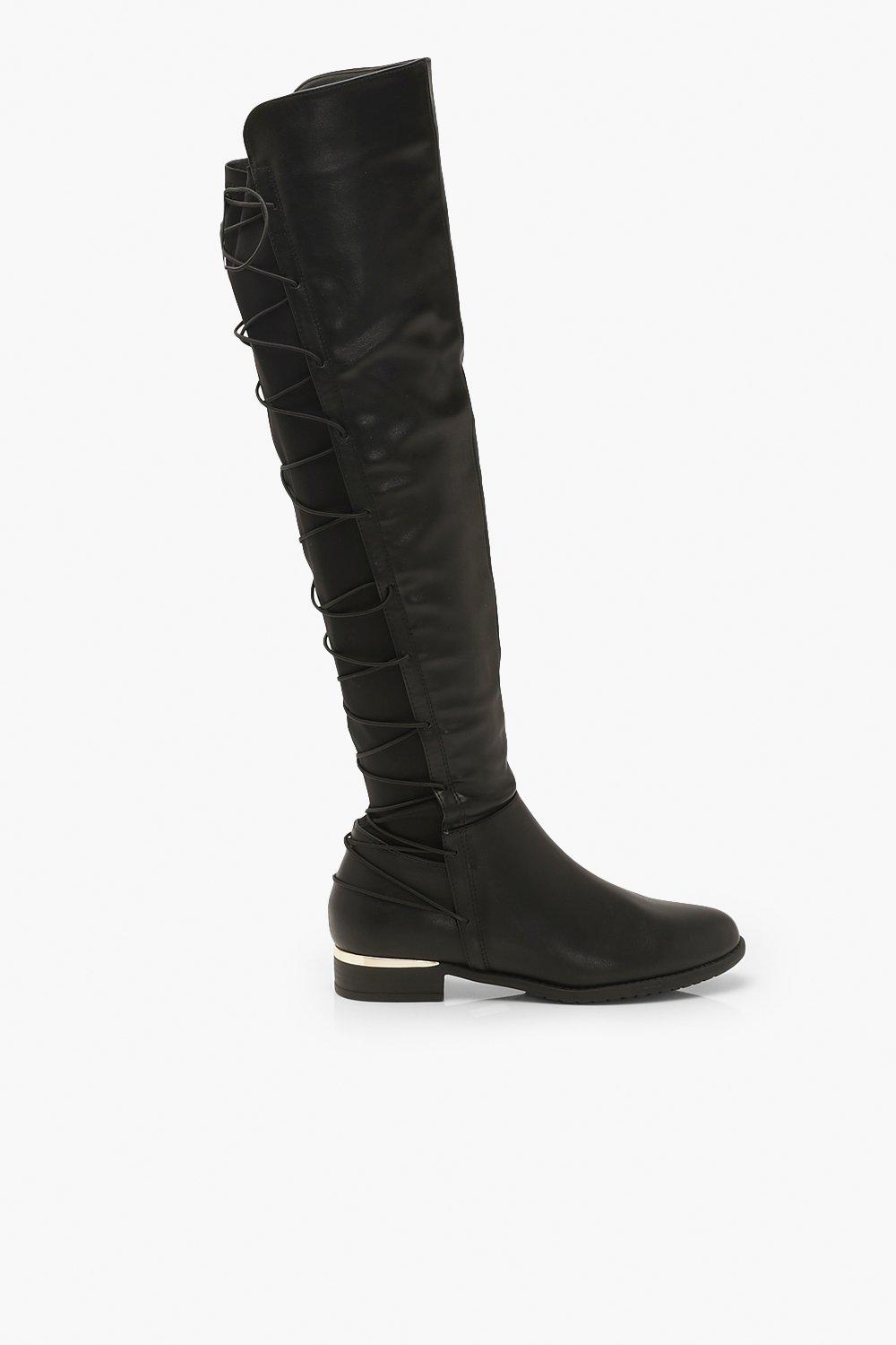 bottes lacets derriere