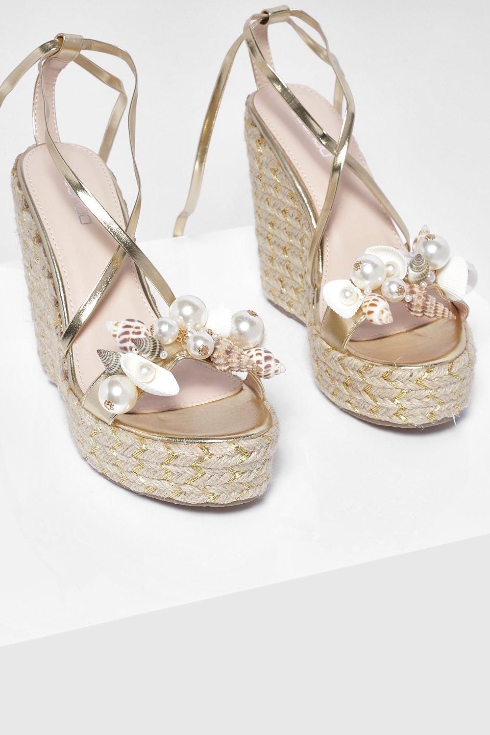 Pearl wedges store