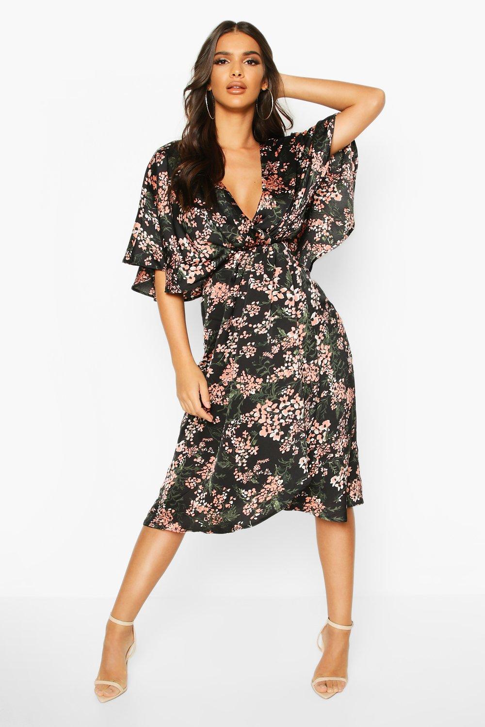 boohoo kimono sleeve midi dress in mixed stripe and floral print