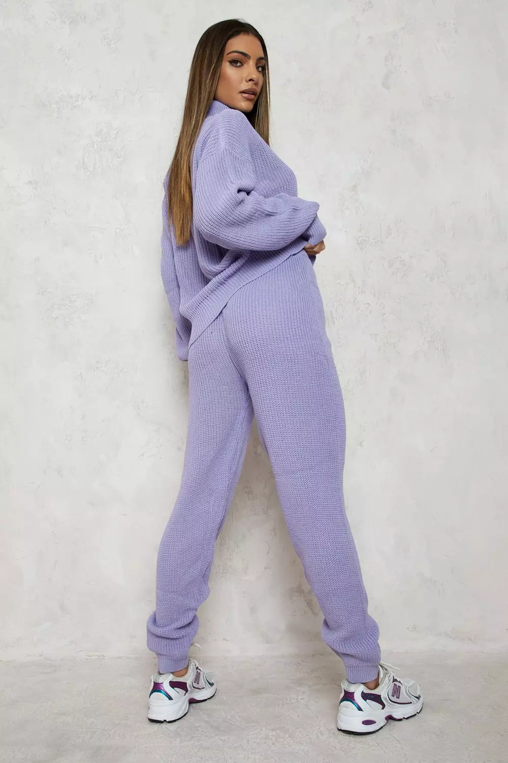 Lilac ترنغ صوف بياقة دائرية صورة بديلة