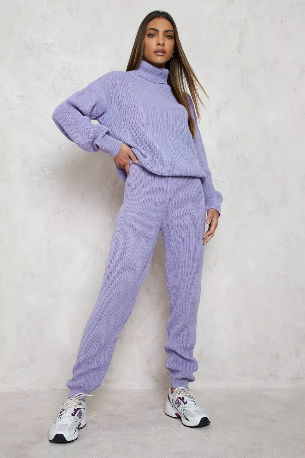 Lilac ترنغ صوف بياقة دائرية صورة بديلة