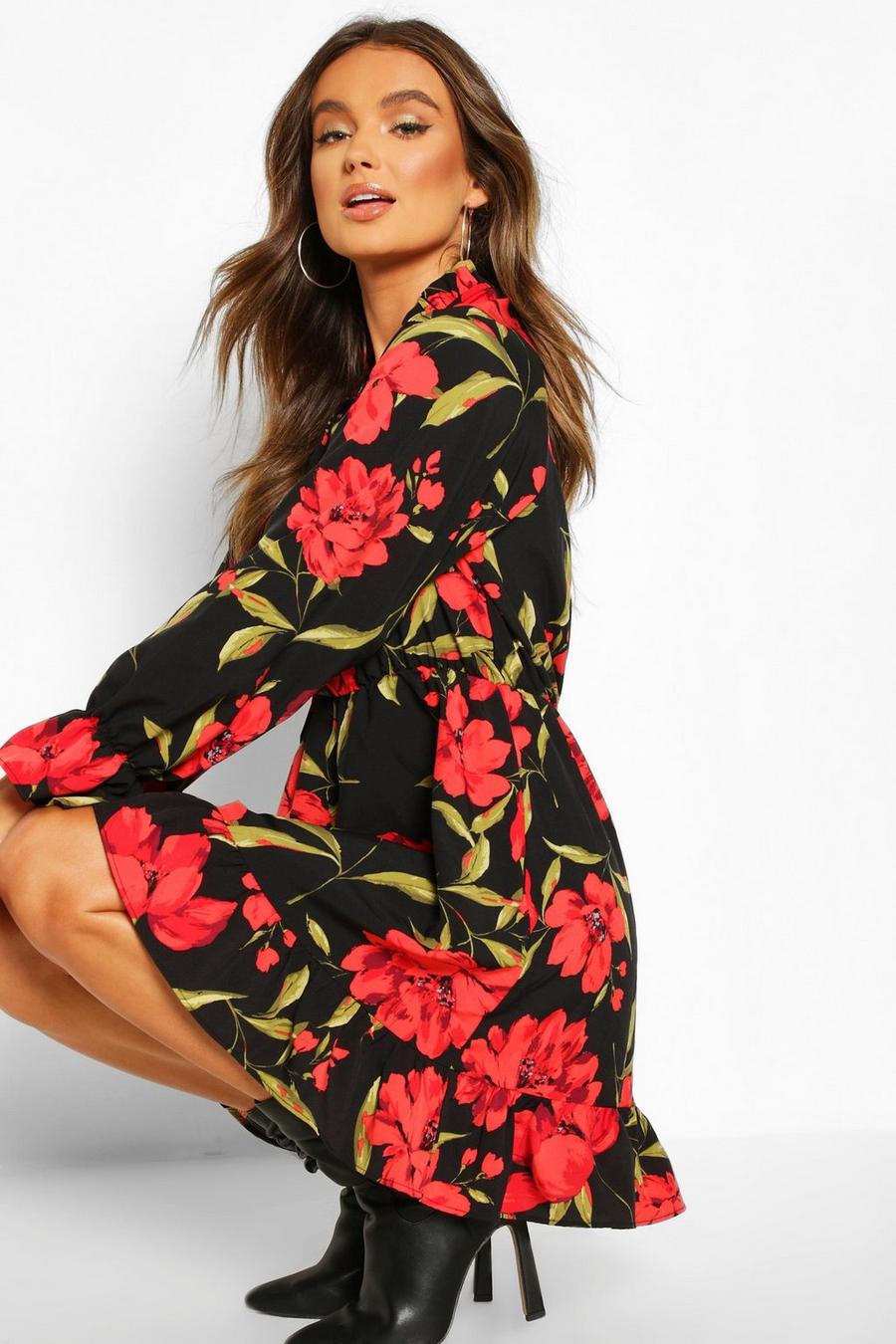 Oversized-Smok-Kleid mit rotem Blumenmuster image number 1