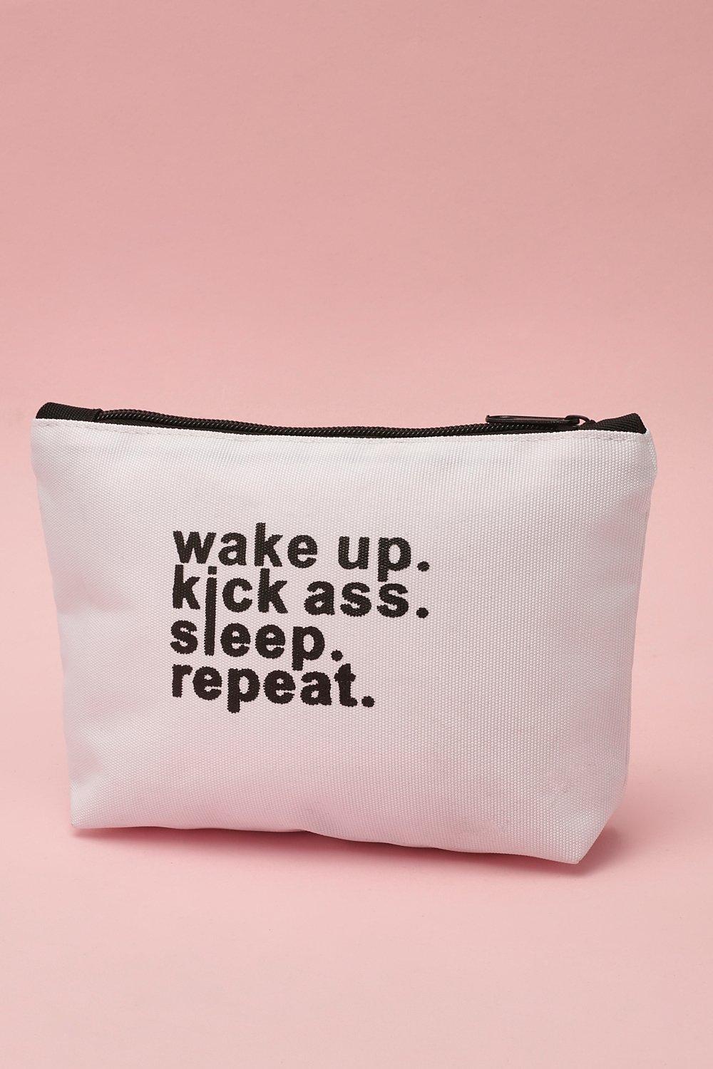 Boohoo makeup 2024 bag