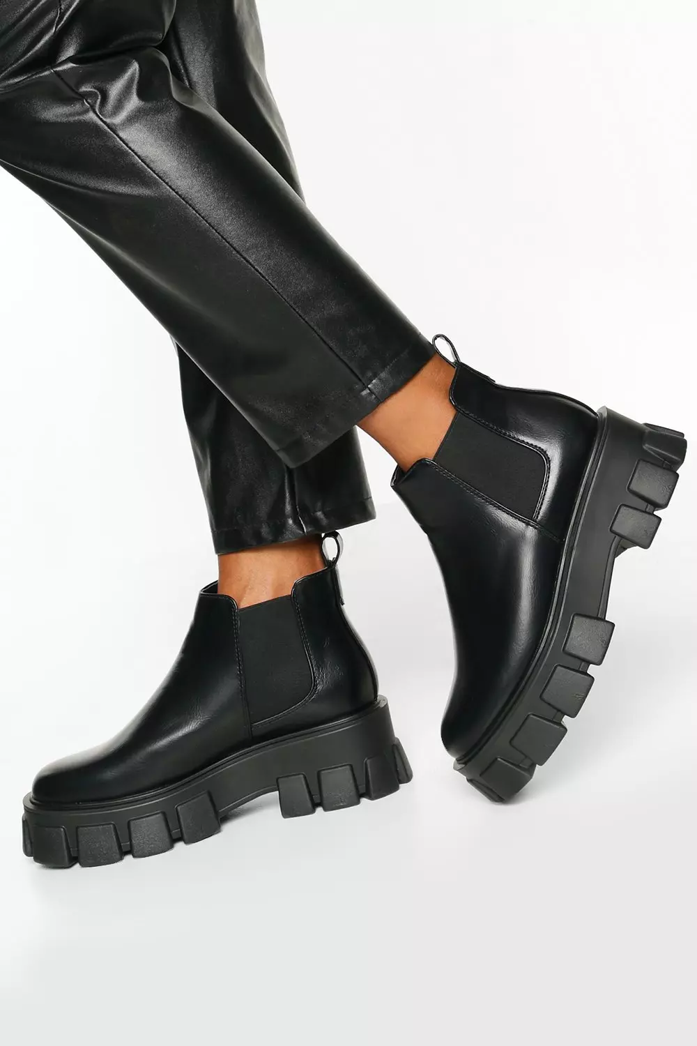 Chunky cleated 2025 chelsea boots