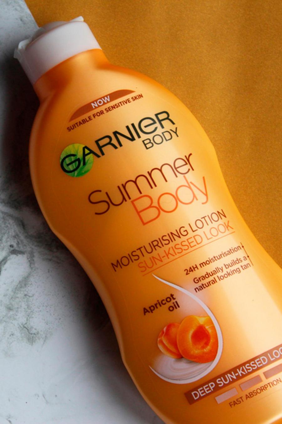 Tan Garnier Summer Body Brun utan sol med gradvis effekt - Dark (400 ml) image number 1