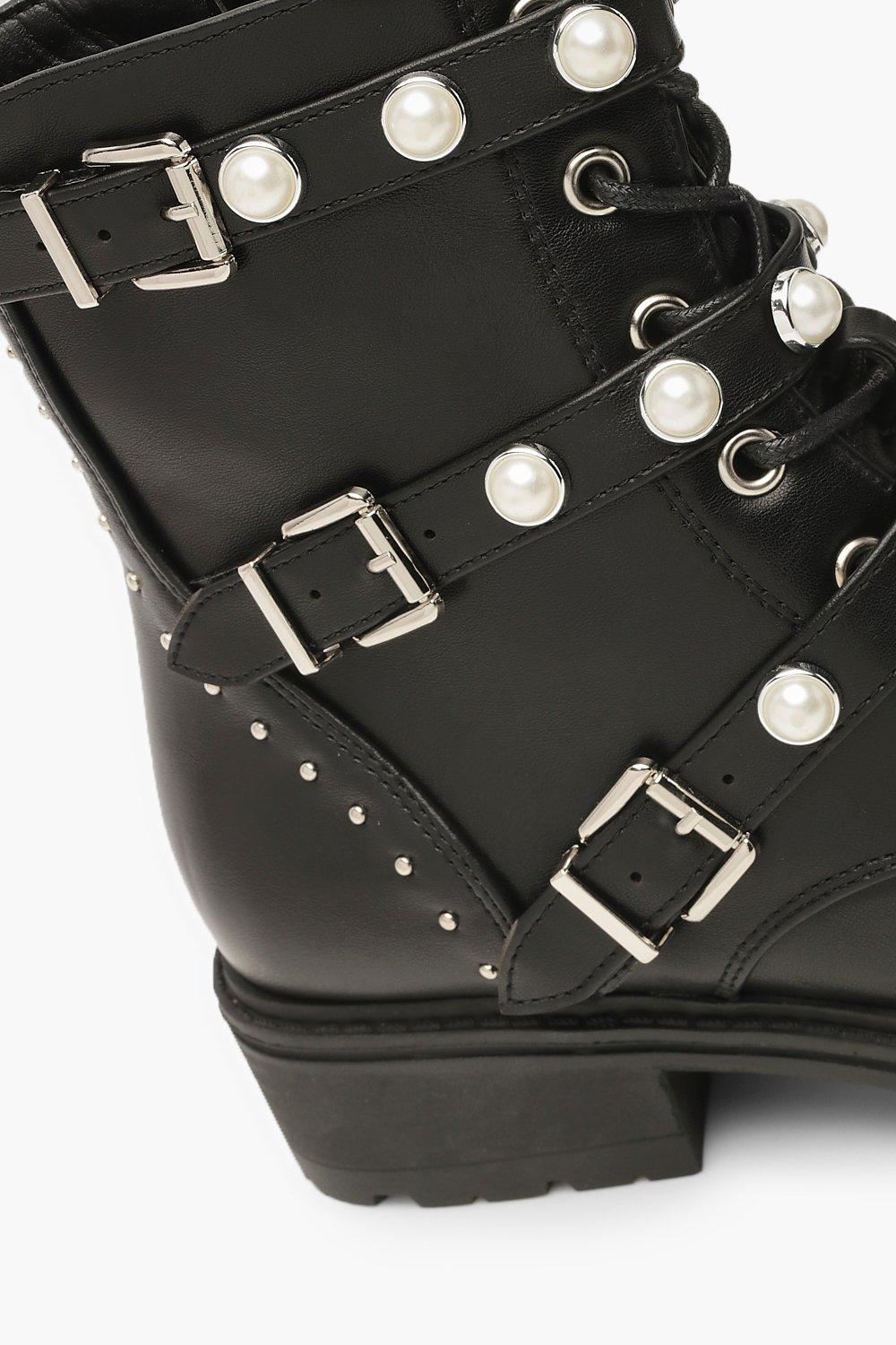 Pearl clearance buckle boots