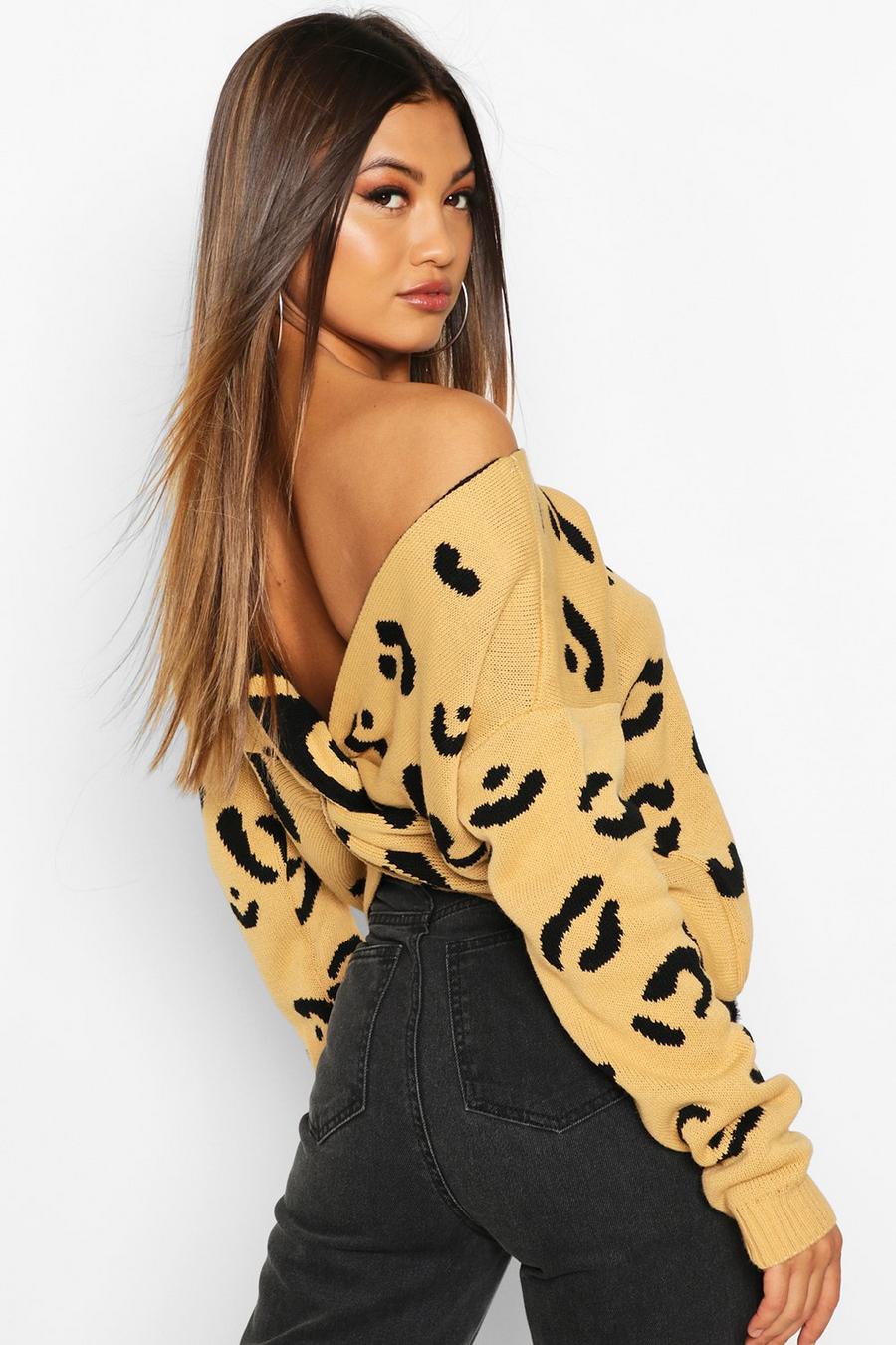 Camel beige Leopardmönstrad tröja med tvinnad design
