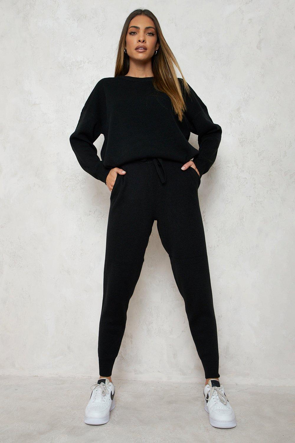 Black tracksuit hot sale for ladies