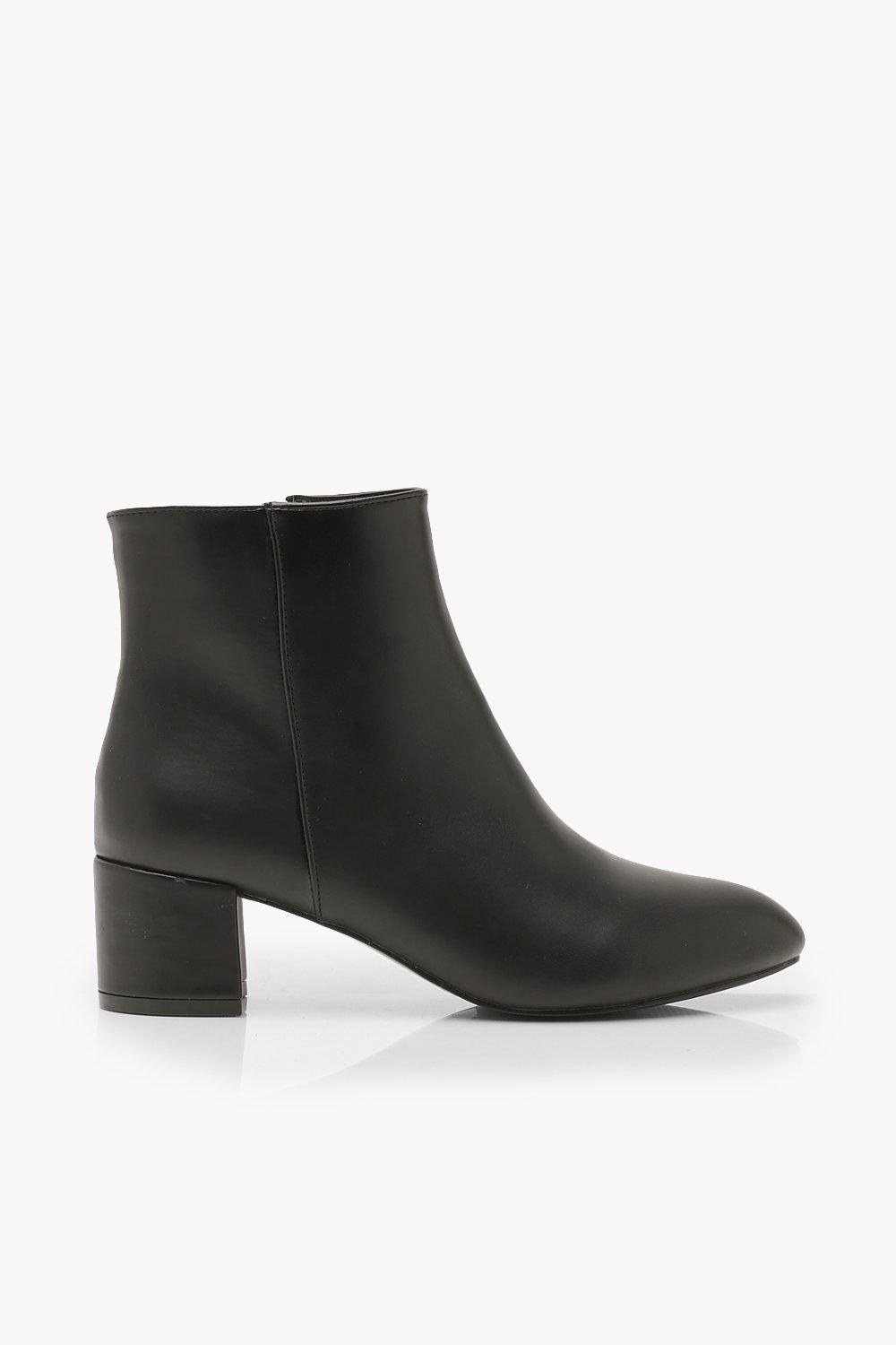 Boohoo Side Zip Low Block Heel Boots - Black - Size 7