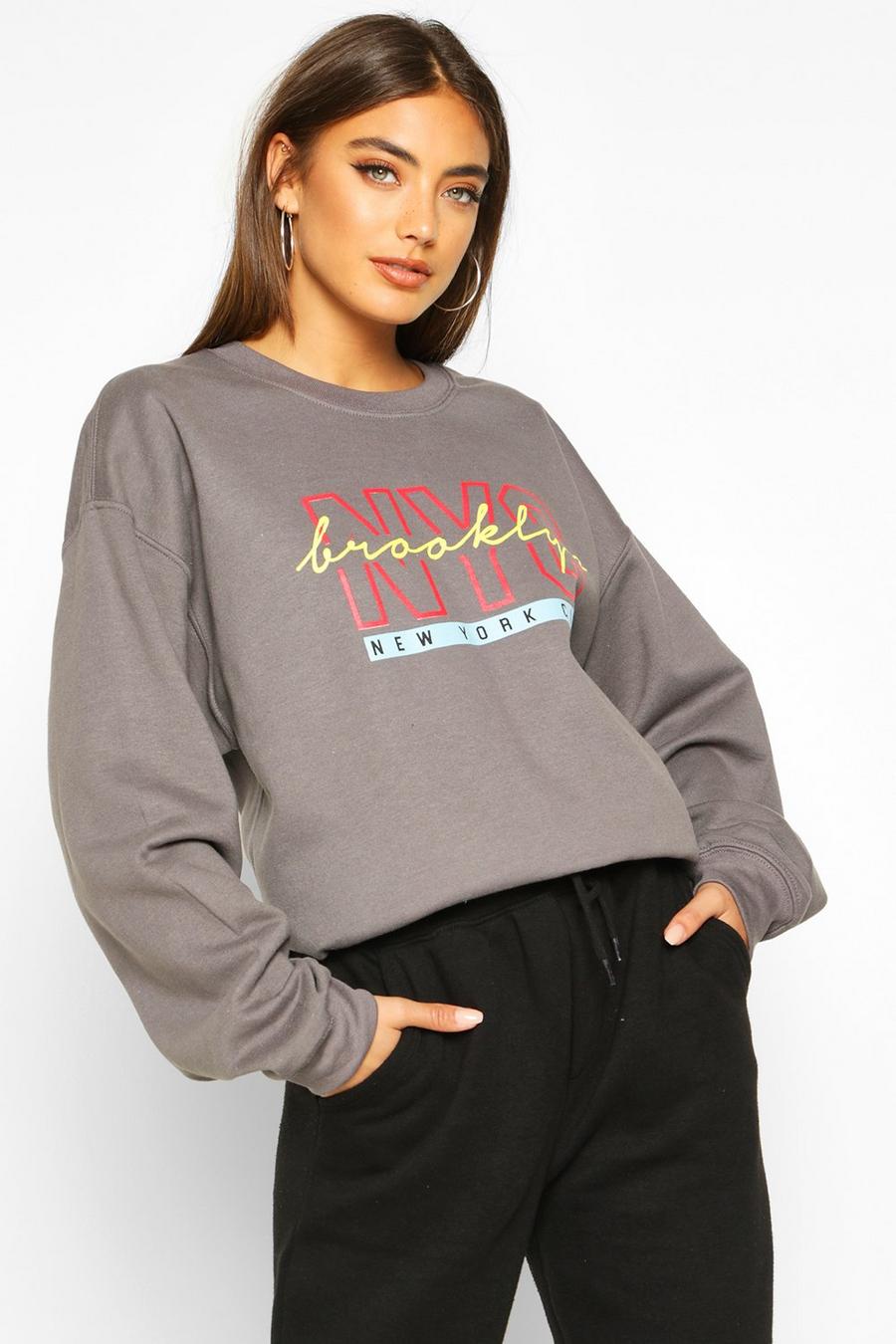 Pullover mit „NYC Brooklyn“-Slogan, Anthrazit image number 1