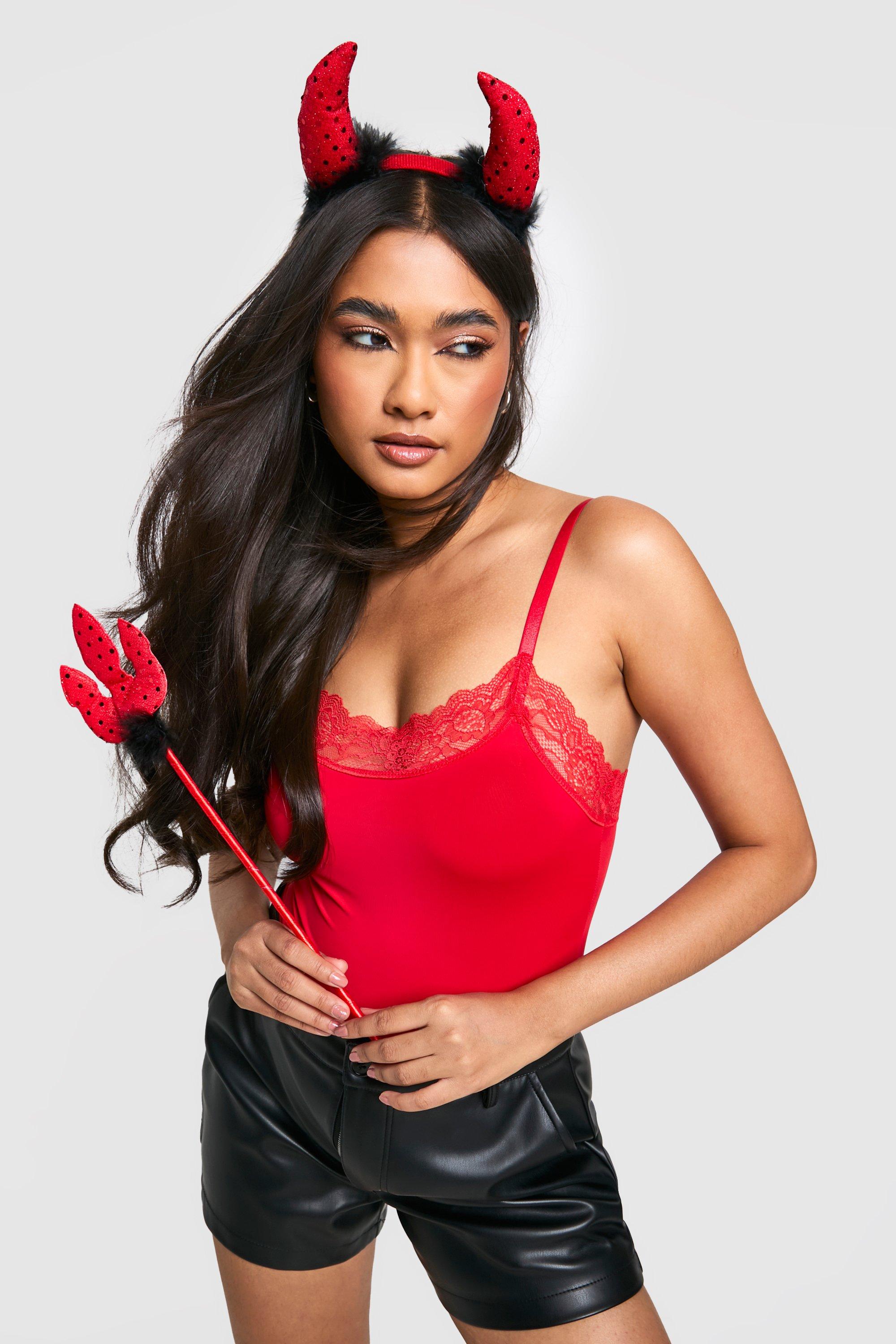 Boohoo halloween costumes sale