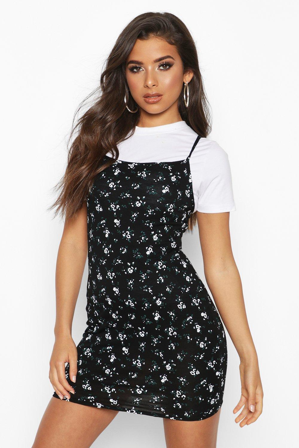 Robe mini moulante en jersey a bretelles et imprime petites fleurs boohoo FR