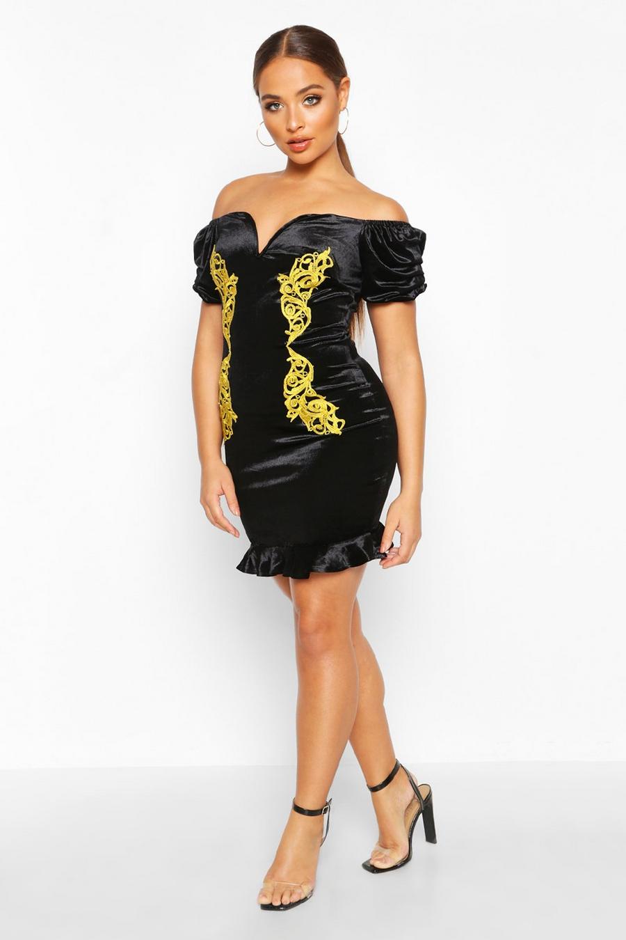 Minikleid aus Samt mit tiefem Bardot-Ausschnitt und Goldbesatz, Schwarz image number 1