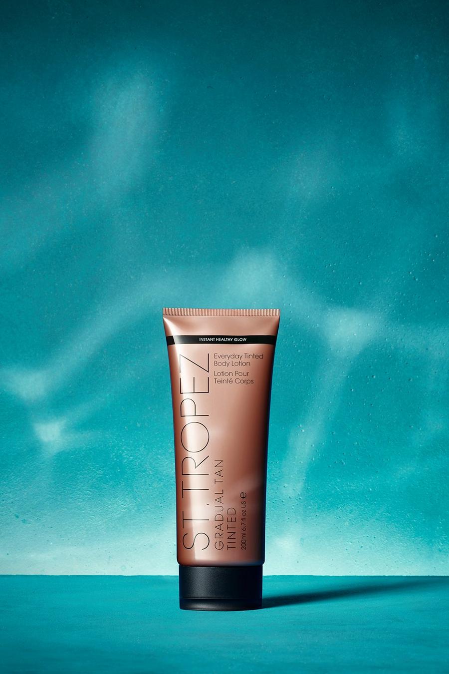 Meerdere St.Tropez Gradual Tan Tinted Body Lotion 200ml image number 1