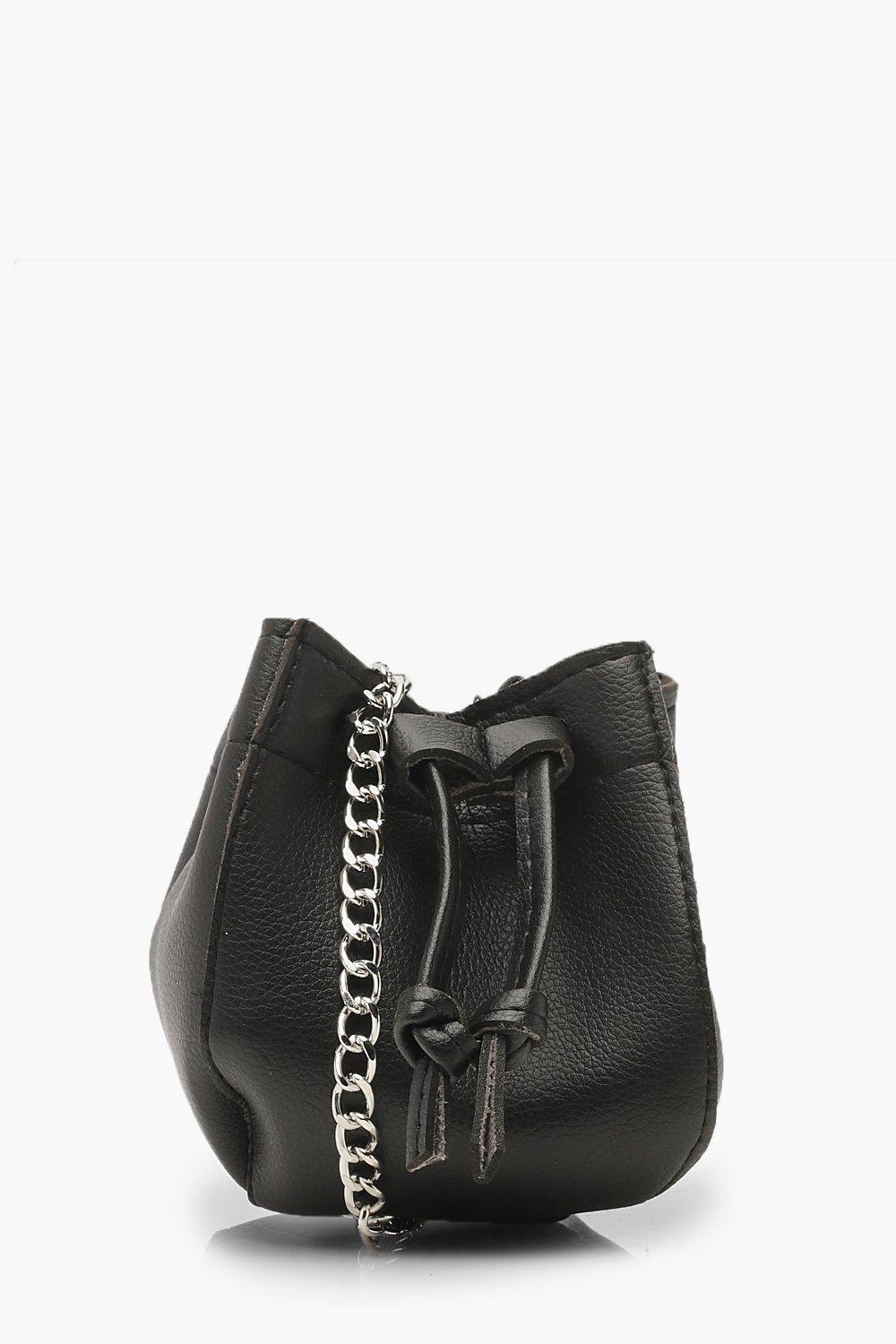 boohoo cross body bag