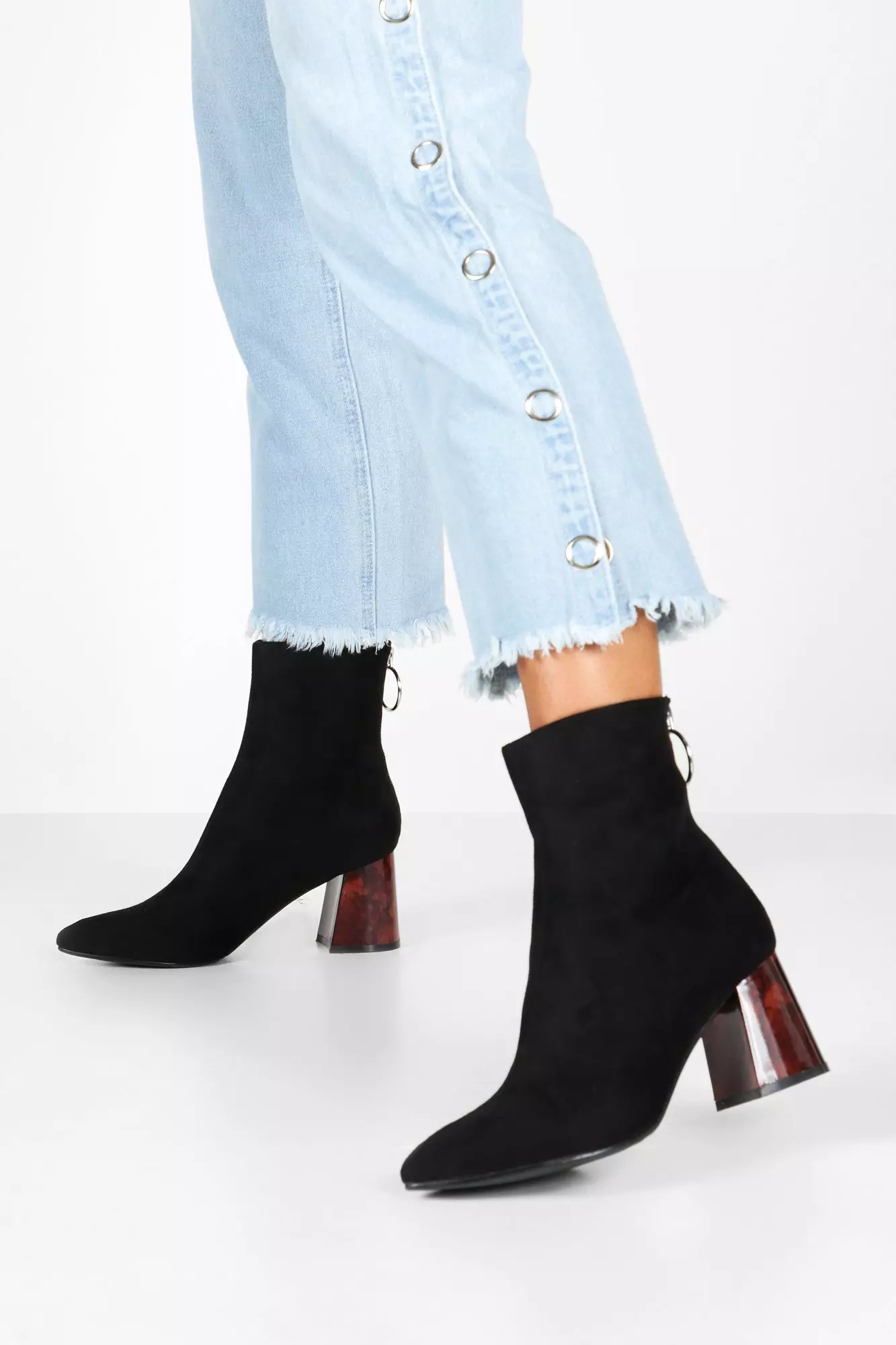 Black ankle boots 2024 with tortoiseshell heel