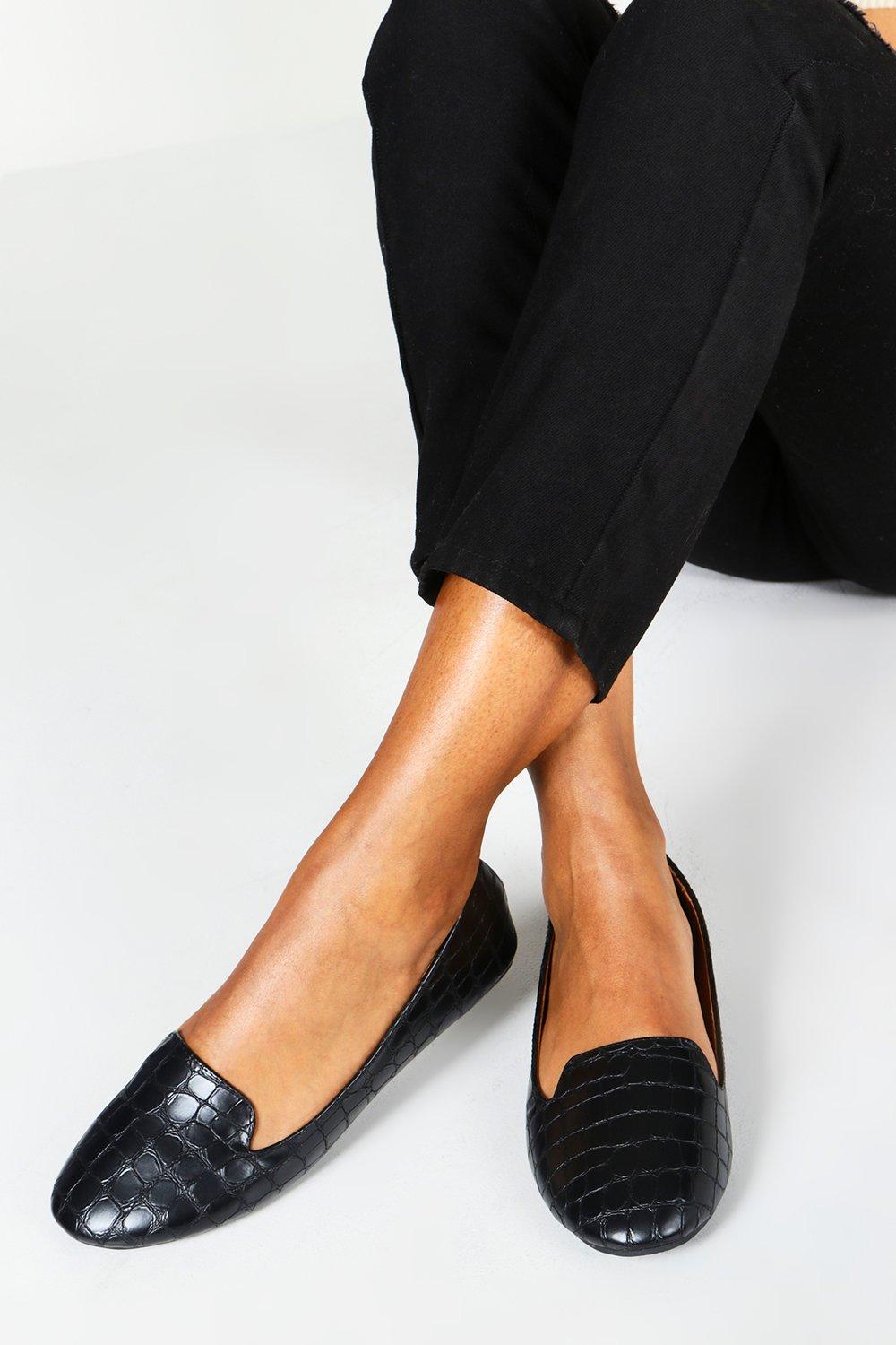 black wide fit shoes