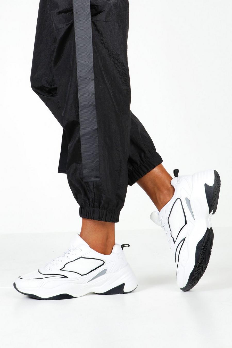 White Chunky sneakers med reflekterande band och kontrastfärgad sula image number 1