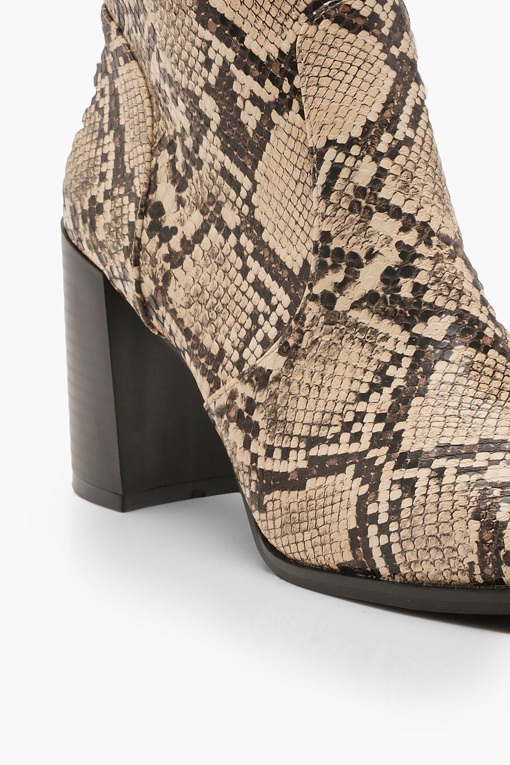 Boohoo snake hot sale print boots