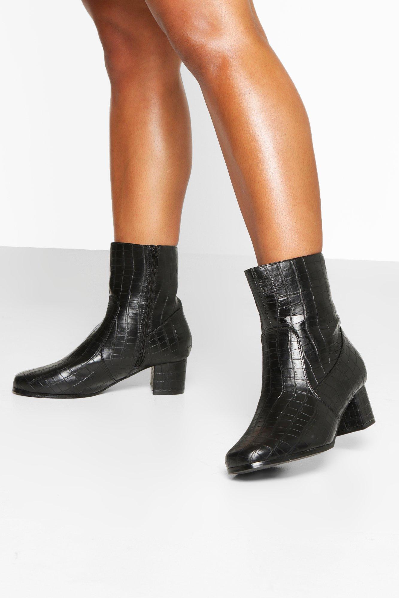wide width rain boots canada