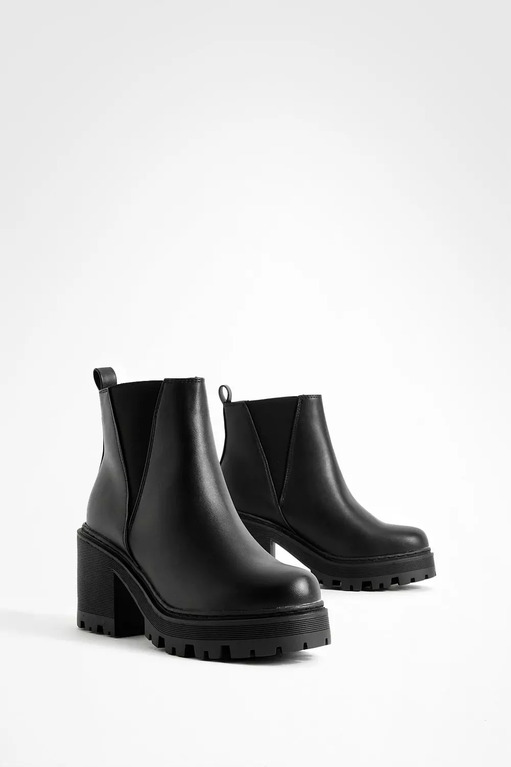 Wide fit store heeled chelsea boots