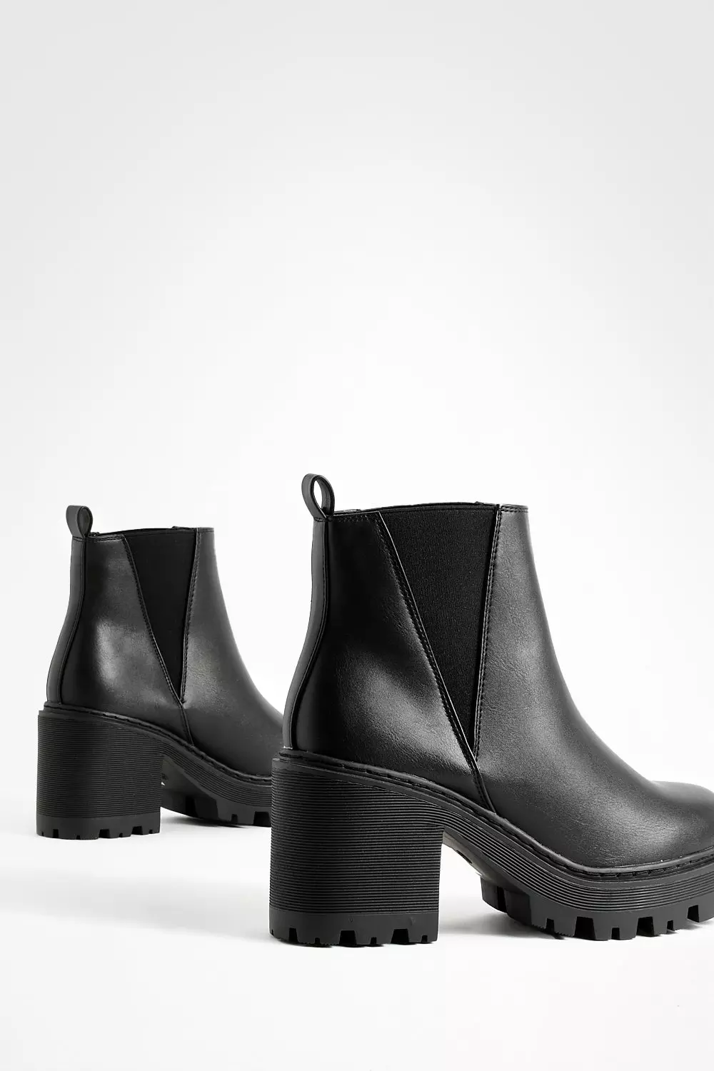 Chunky block heel 2025 chelsea boots