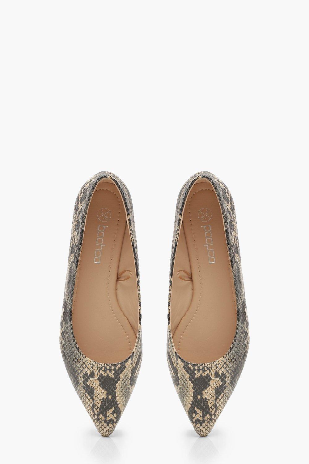 pointed tan flats