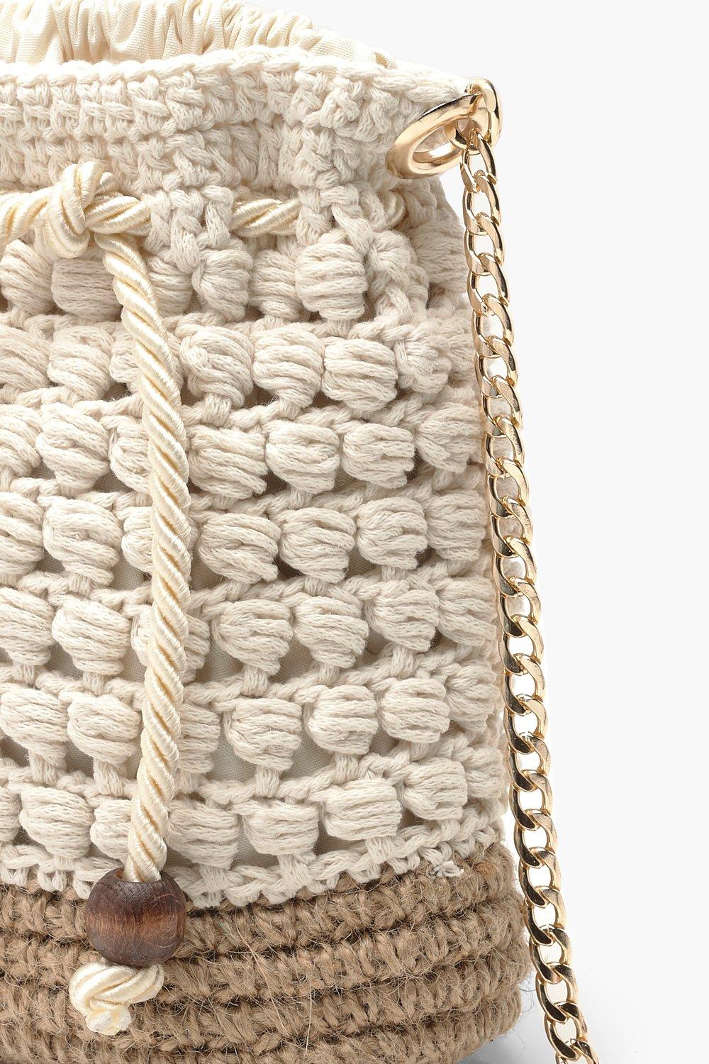 Bandolera de crochet hecha mano cuentas | boohoo