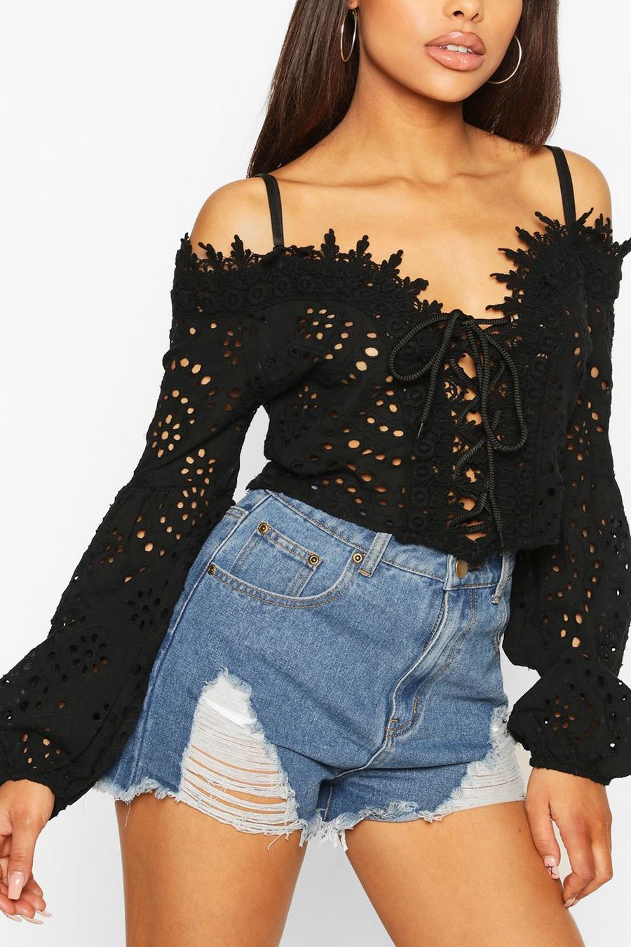 Zwart Broderie Anglaise Crop Top image number 1