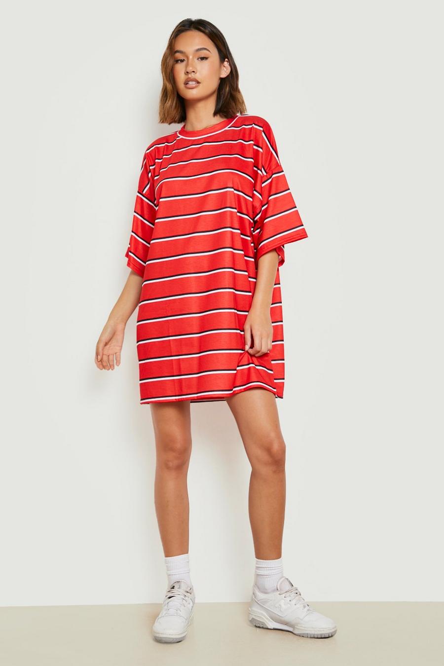 Robe t-shirt oversize à rayures, Rouge image number 1