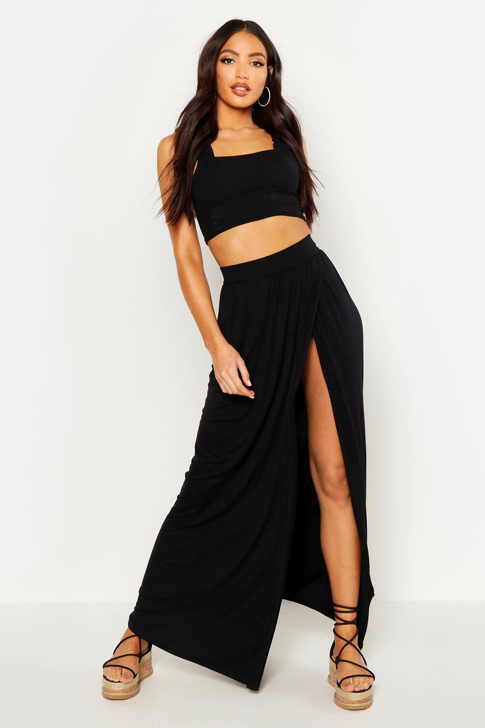 boohoo floor sweeping maxi skirt