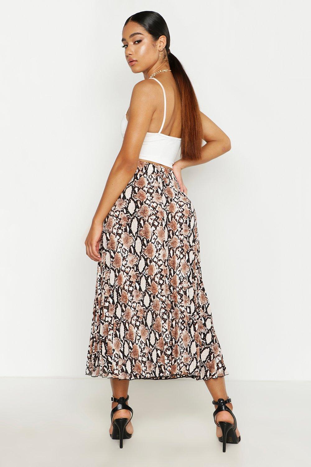 Boohoo petite snake 2024 print midi skirt co-ord