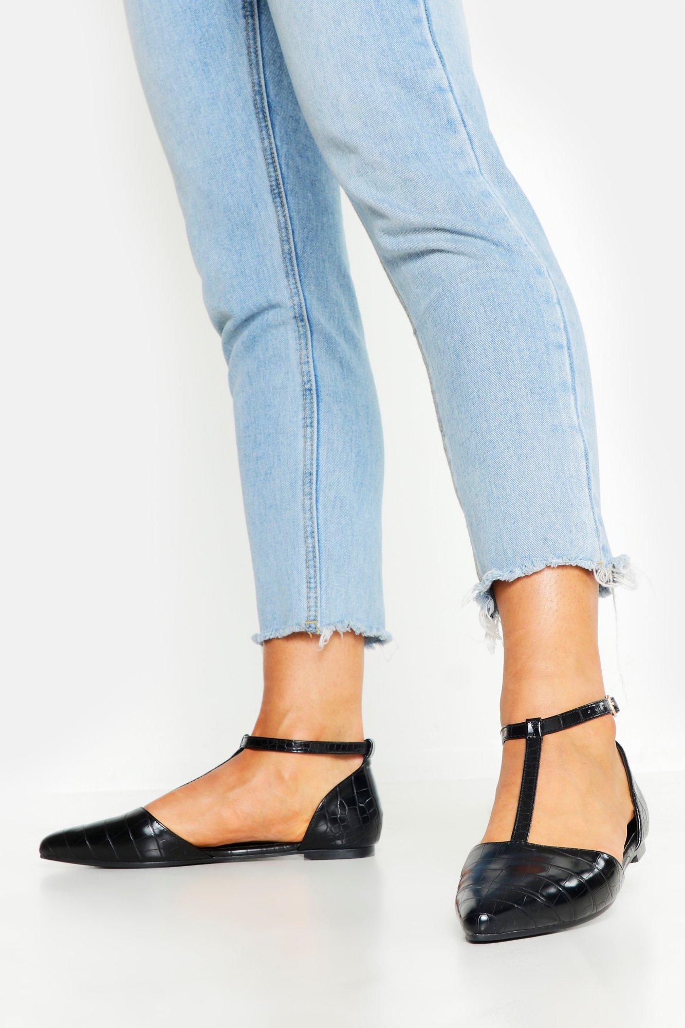 t bar pointed flats