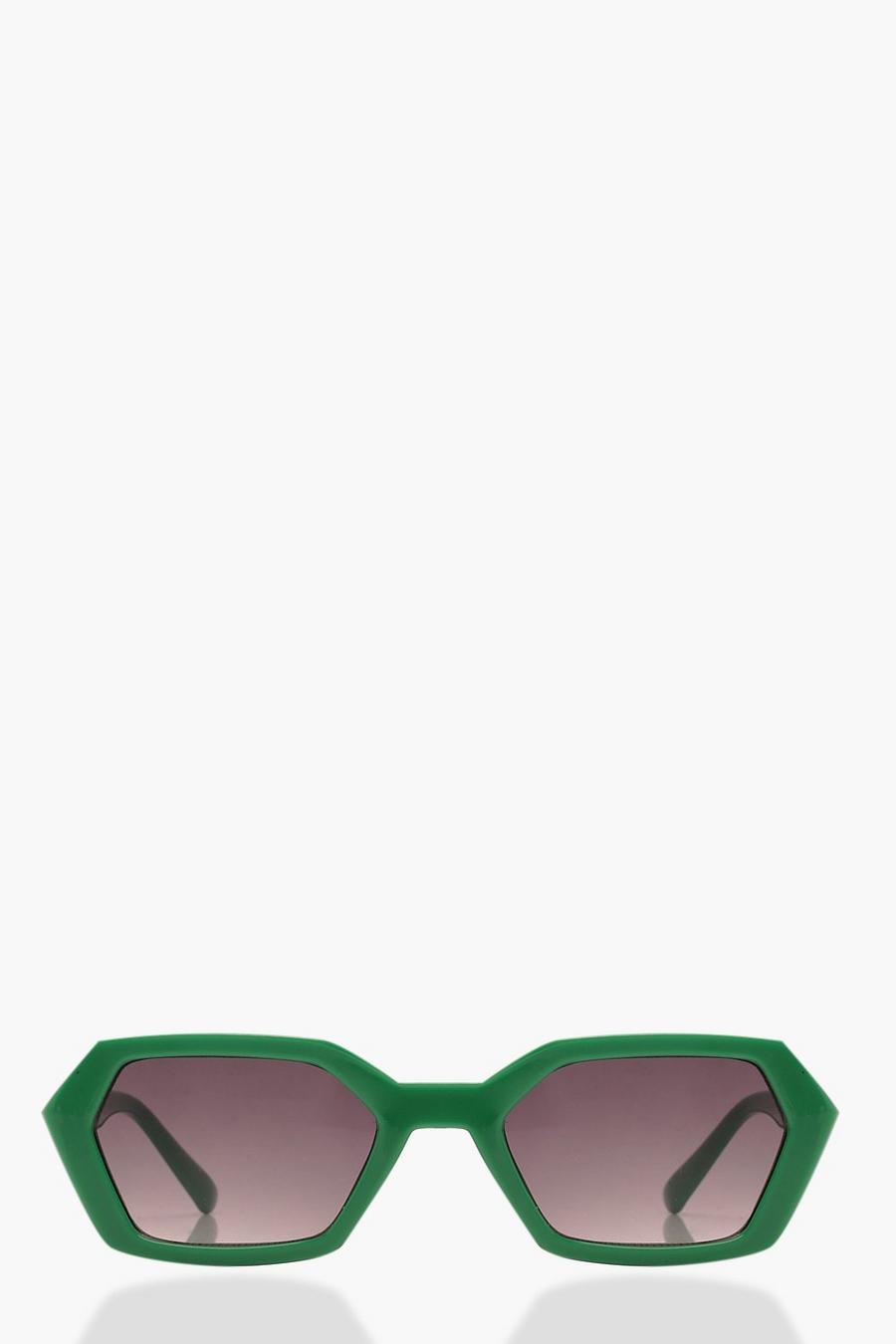 Pointed Sunglasses With Pouch image number 1