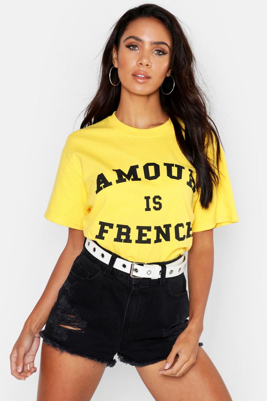 Camiseta con eslogan en francés Amour Is, Mostaza image number 1