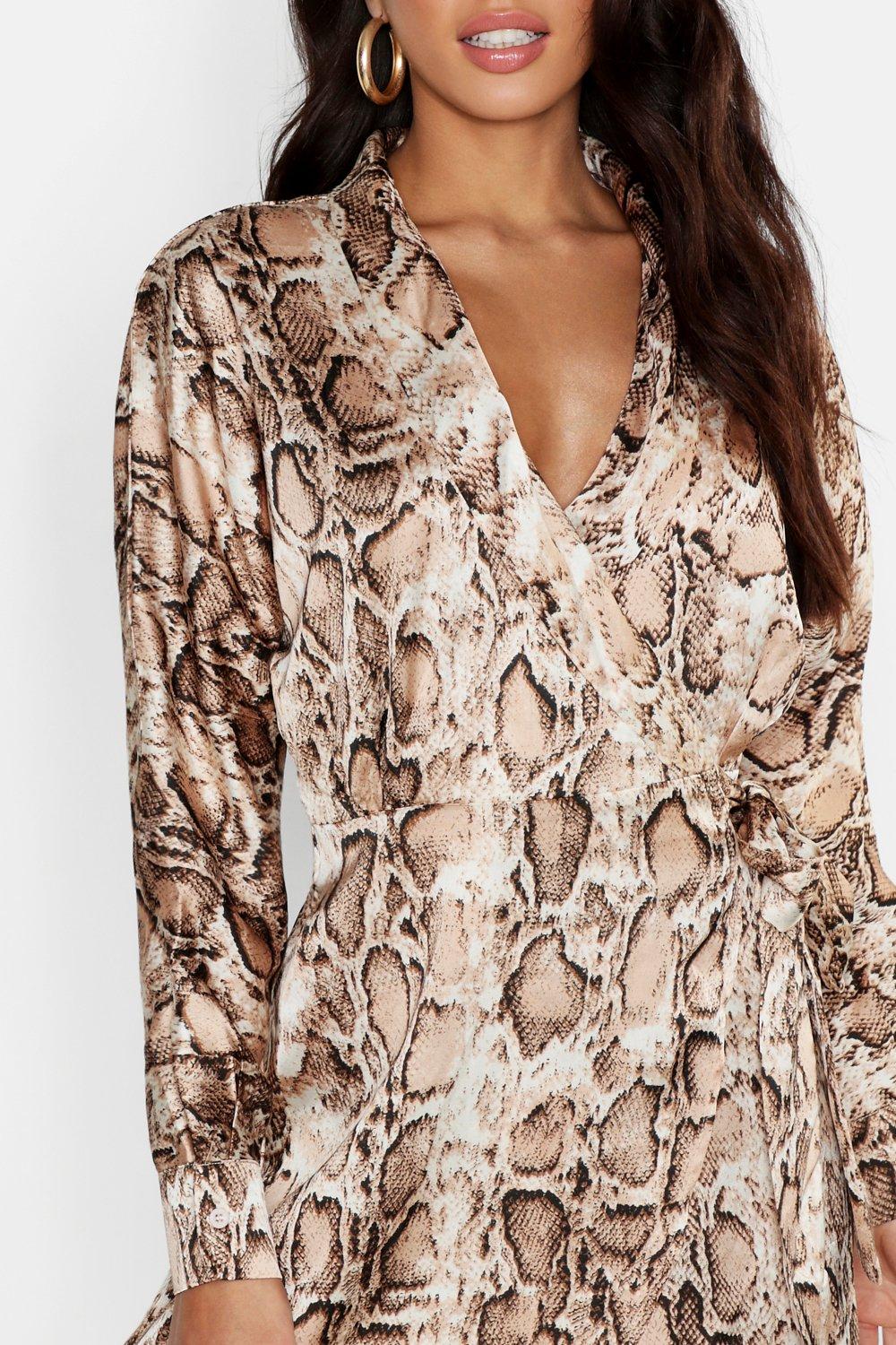 Satin Snake Print Wrap Dress Boohoo, 41% OFF