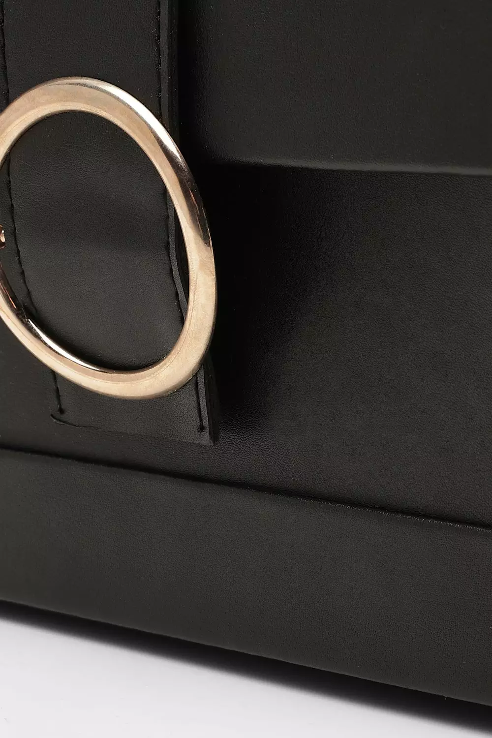 Black Ring Detail Structured Box Bag alternative image