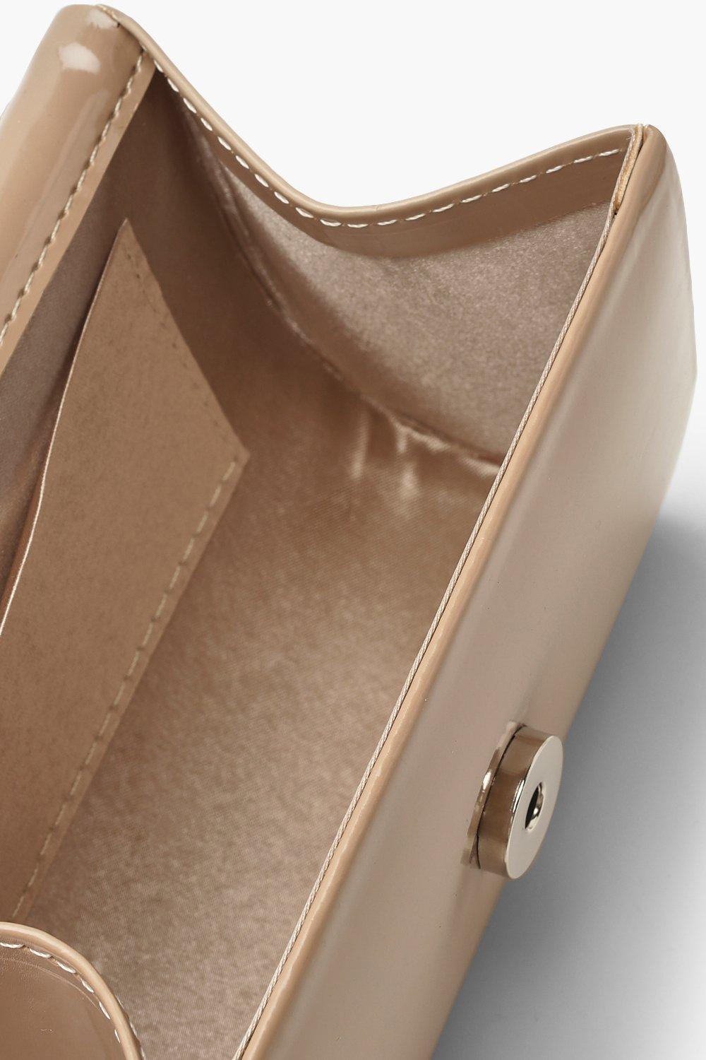 Beige patent outlet leather clutch