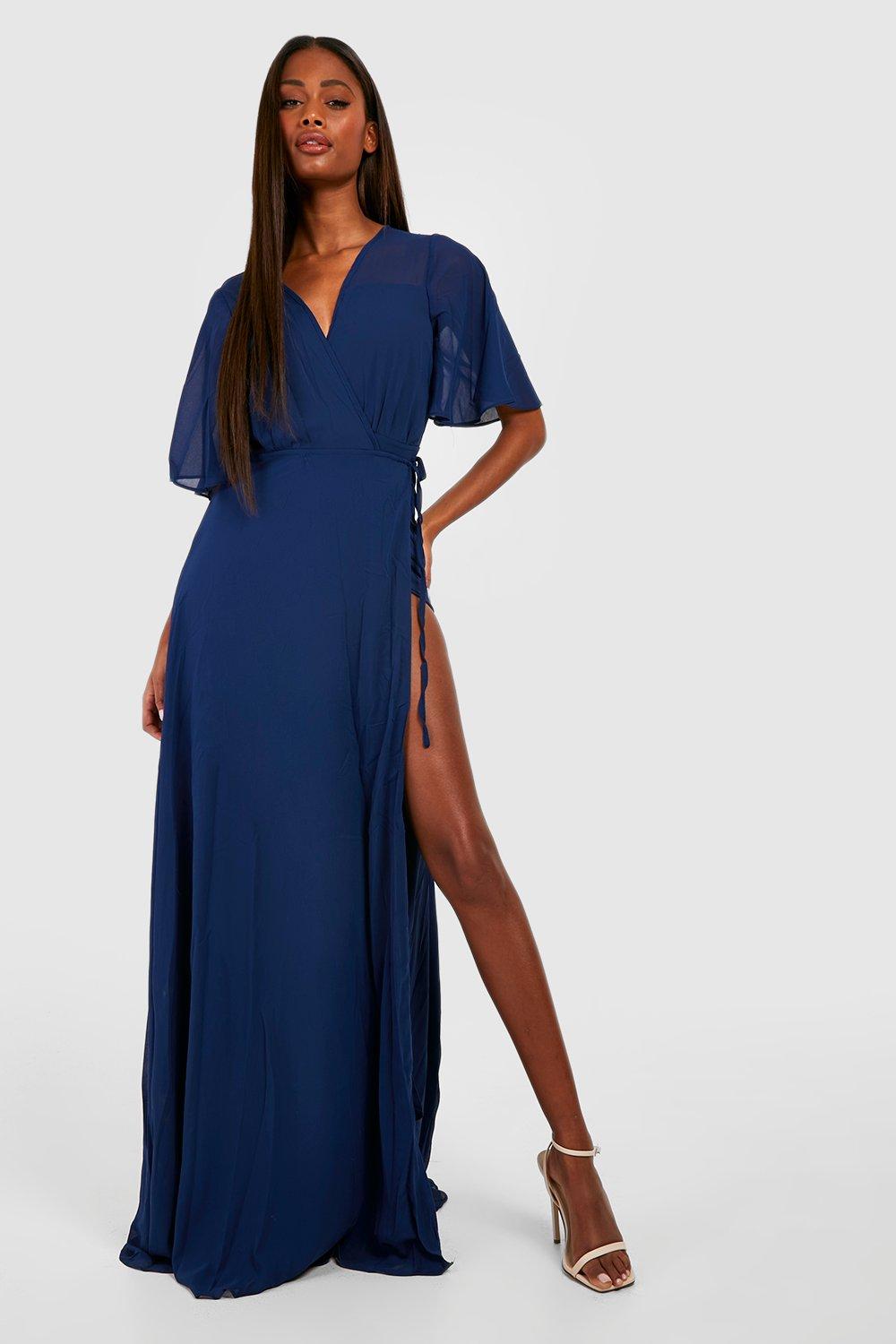 Bridesmaid dressing outlet gowns boohoo