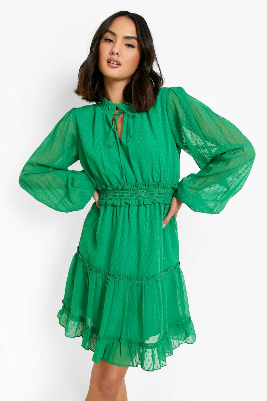 Bright green gerde שמלת מיני מבד רשת דובי עם עיטור קשירה image number 1